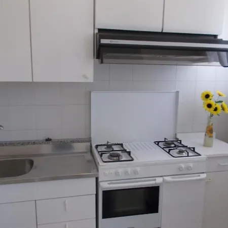 Comfortable Near The Gallipoli