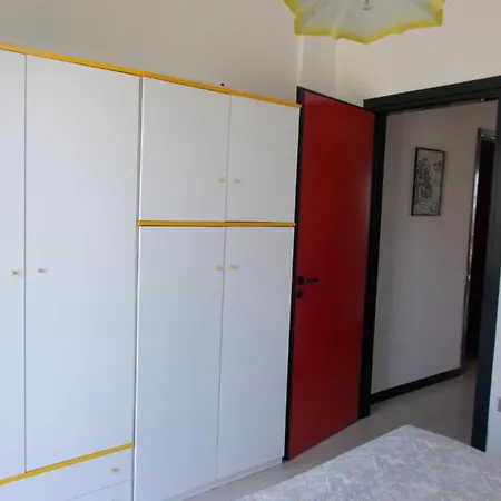Apartament Comfortable Near The *